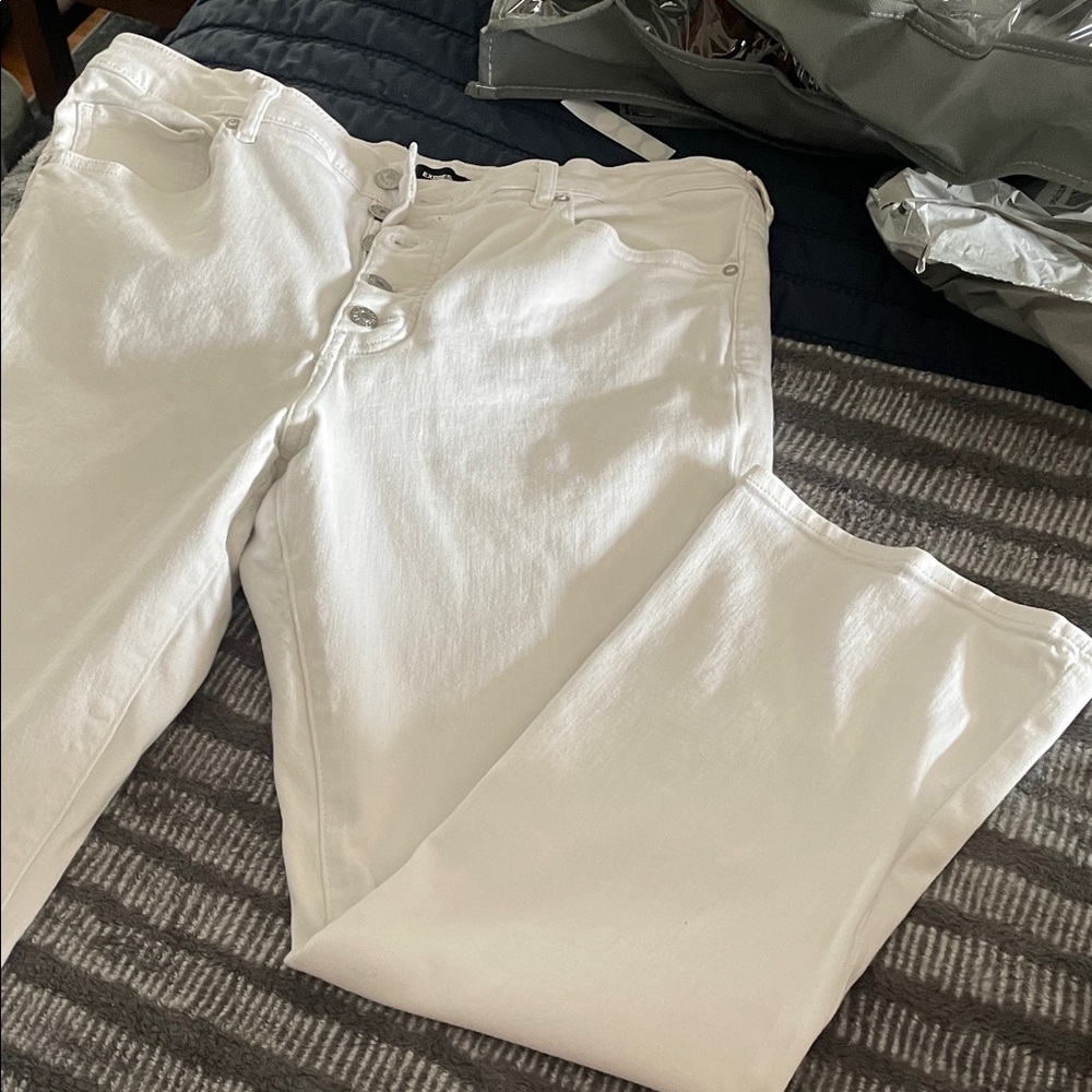 Express White Button-Fly Jeans